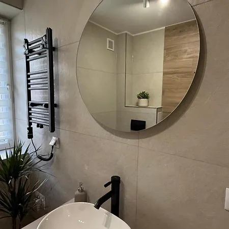 Apartment Rocha 159 - Blisko Jasnej Gory Free Parking Częstochowa